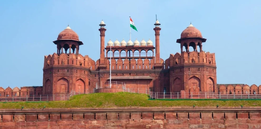 Discover Delhi Agra Tour with VTSPL