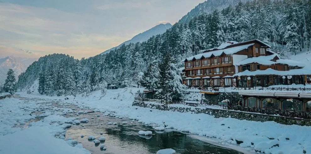 Discover Enchanting Kashmir & Amritsar Journey with VTSPL