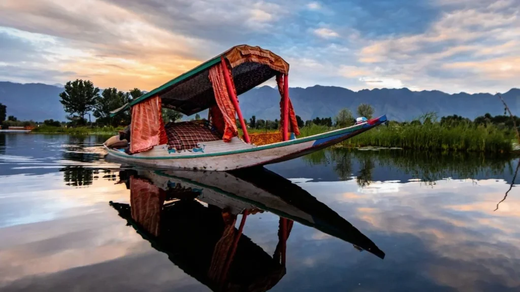 Discover Kashmir Valley Journey with VTSPL