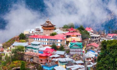 Best Selling Tour Packages in India: Natural beauty of Himachal Tour