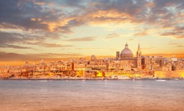 Discover India’s Rich Heritage and Scenic Beauty: A Captivating Journey