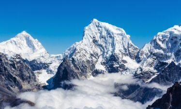 Enchanting India: A 10-Day Journey from Kolkata to the Himalayan Heights