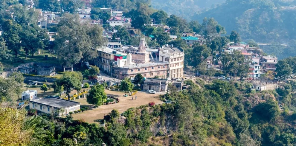 Discover Amritsar Dharamshala Kangra Tour with VSTPL