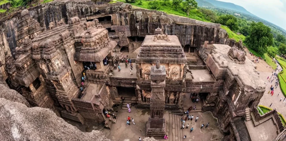 Discover Maharashtra Temples and Caves Tour with VTSPL