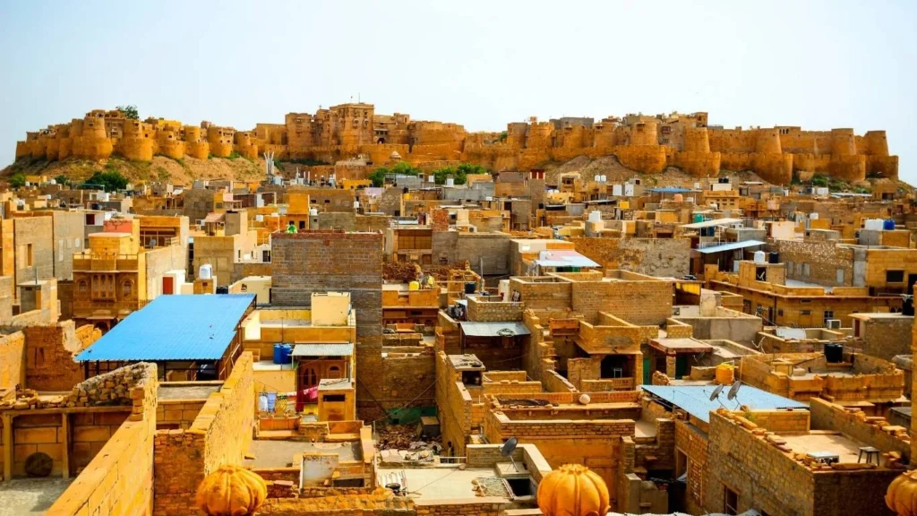Discover Rajasthan Varanasi Tour with VTSPL