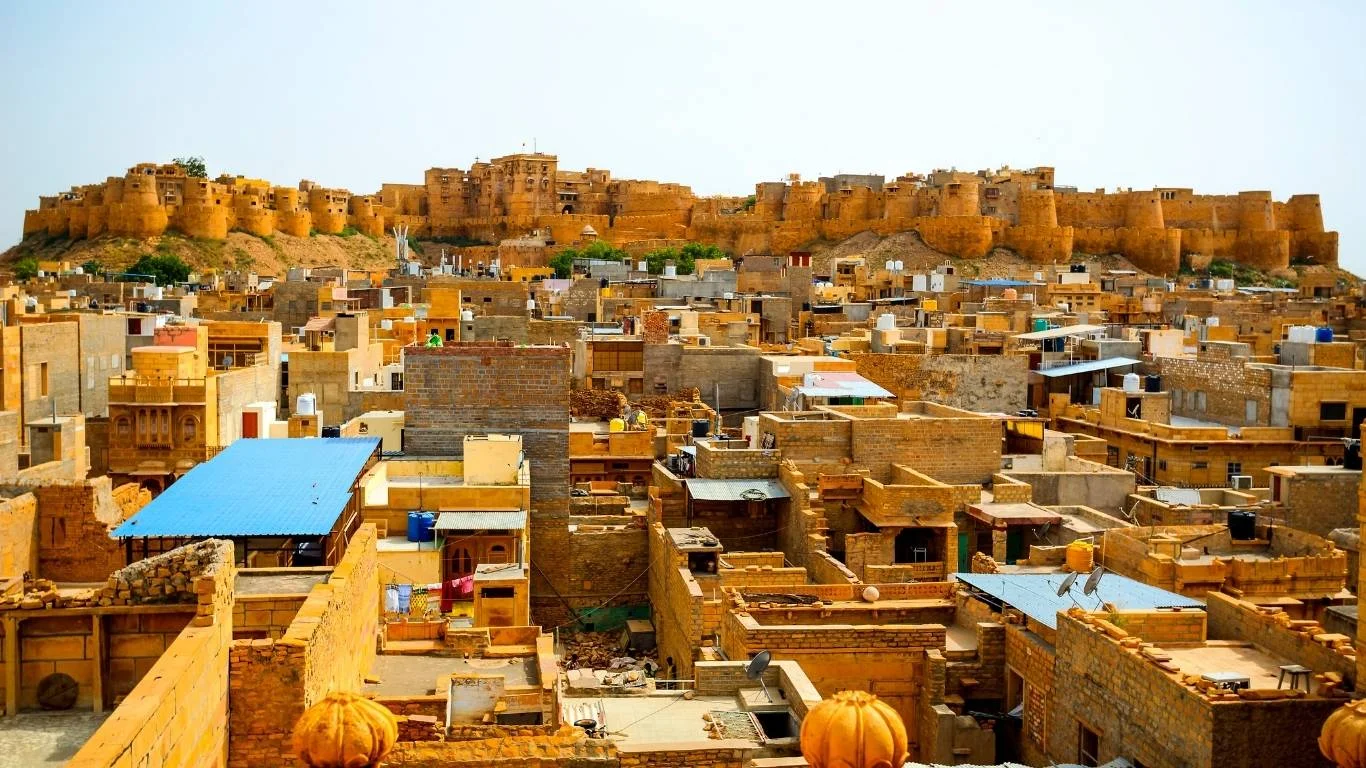 Discover Rajasthan Varanasi Tour with VTSPL