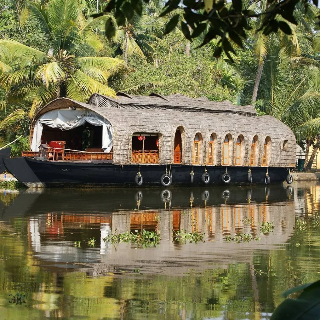 House Boat Experiences in India with VTSPL